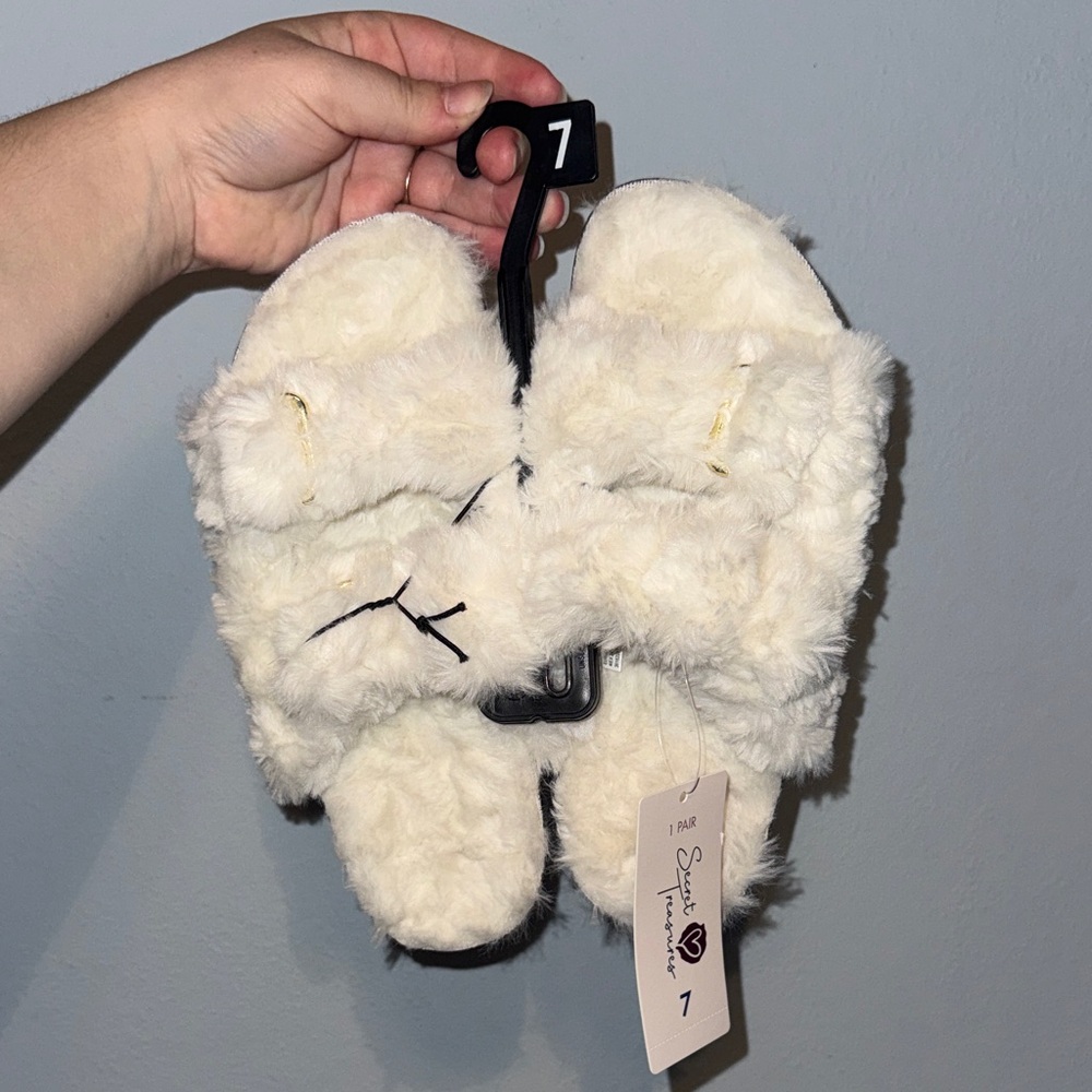 Secret Treasures Plush Faux Fur Slide Sandals - Ivory